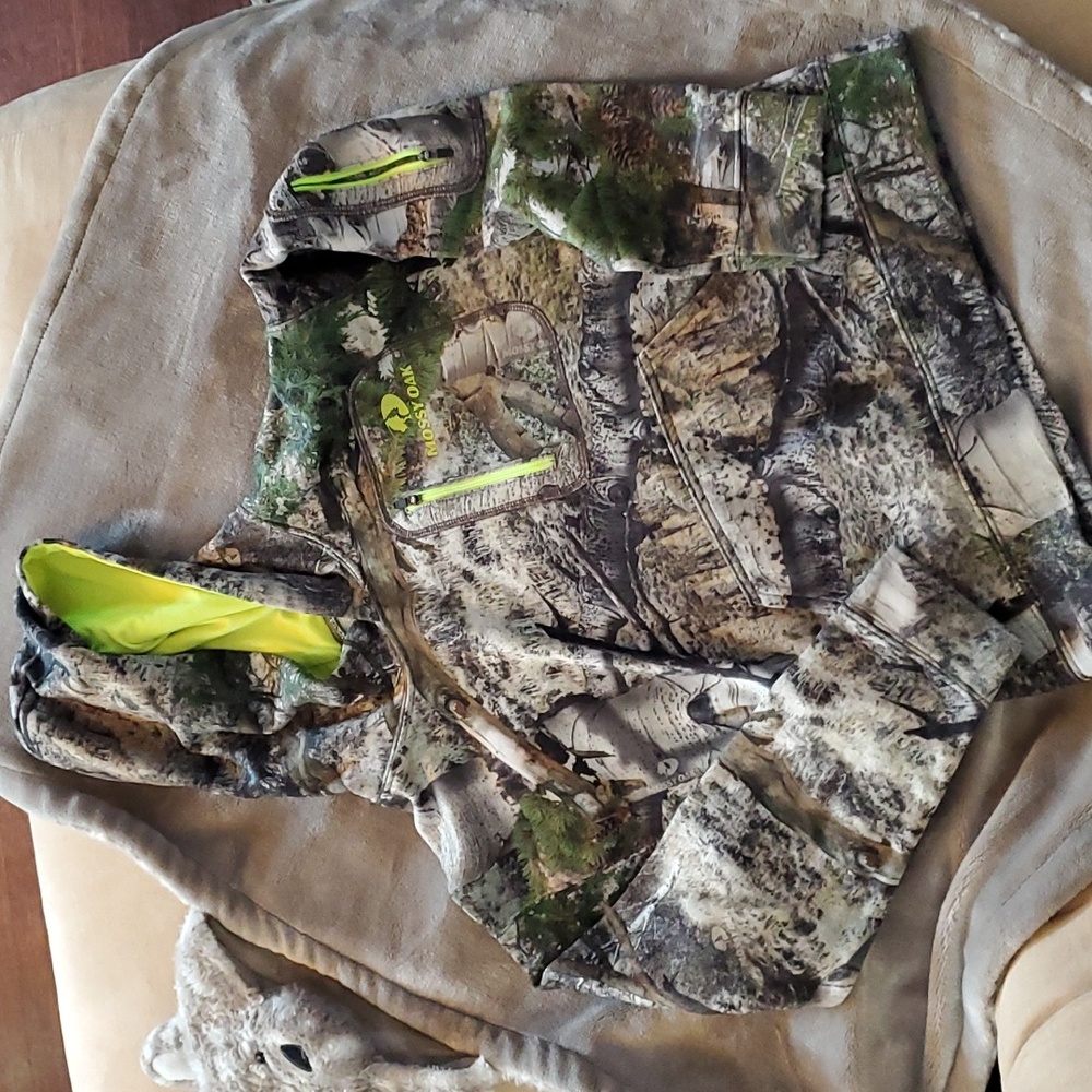 Mossey oak cammo sweatshirt